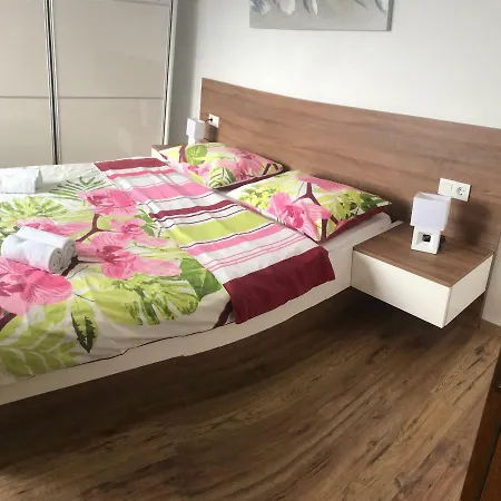 ゲストハウス Sandra -lopar