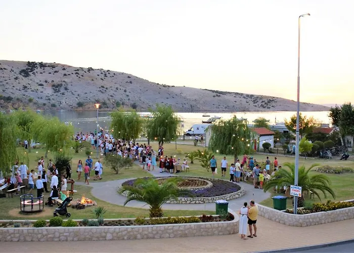 Πανσιόν Sandra -lopar