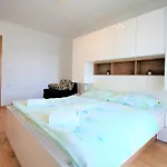 Sandra -lopar Pensiune Lopar