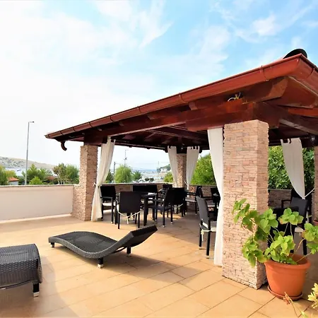 Sandra -lopar 3* 로파르