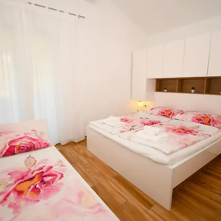 Sandra -lopar 3*