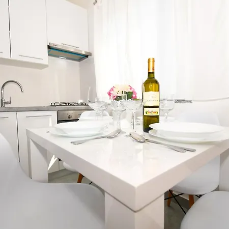 Sandra -lopar 게스트하우스 로파르