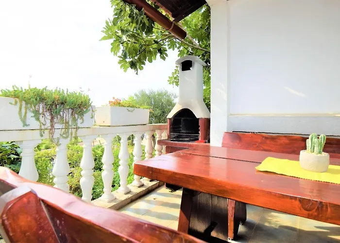 Sandra -lopar 3* Lopar